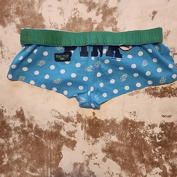 Y2K PINK VS Road Trip/Ski Bunnies Patch Shorty Shorts. Size: S - Picture 7 of 12